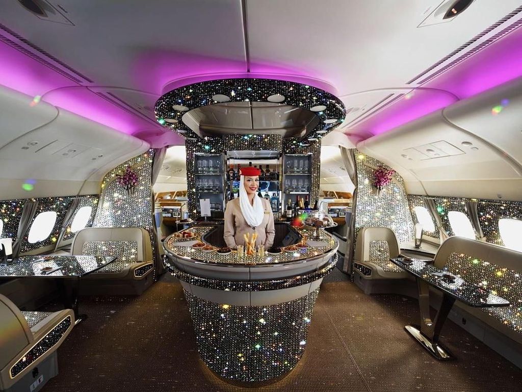 Bar di Pesawat Emirates Bertaburkan Berlian? Ini Faktanya Bar di Pesawat Emirates Bertaburkan Berlian? Ini Faktanya
