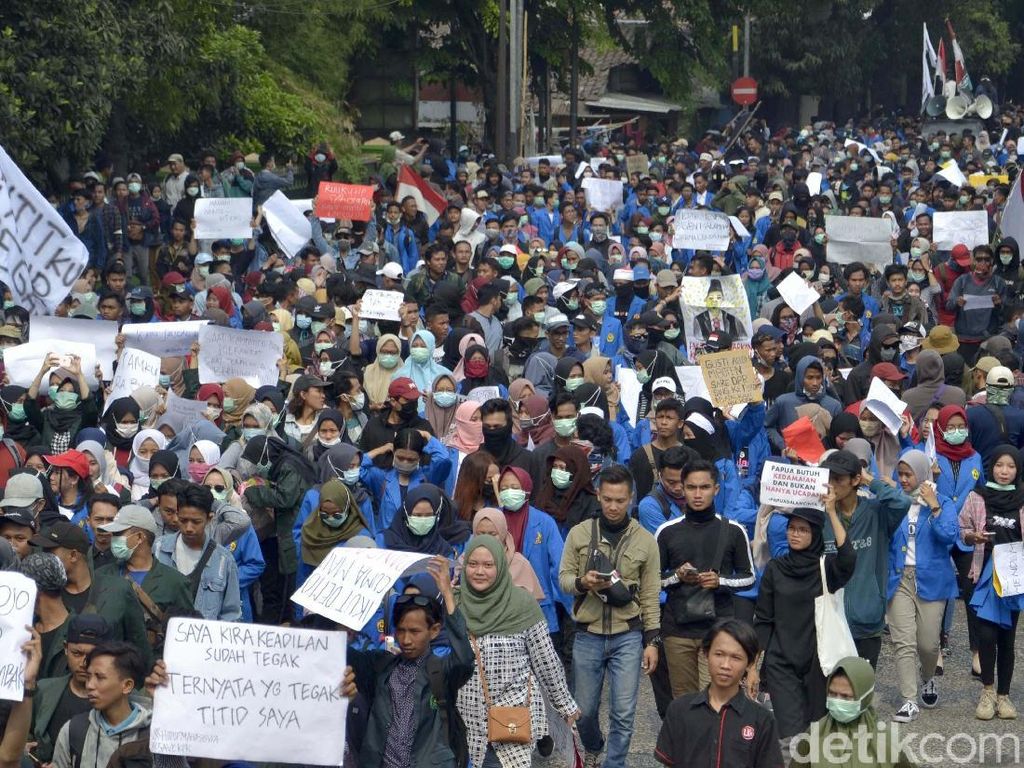 Petisi Online #BebaskanMahasiswa Digaungkan Petisi Online #BebaskanMahasiswa Digaungkan