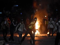 Kronologi Demo di DPR hingga Akhirnya Berujung Rusuh Sampai Malam Ini