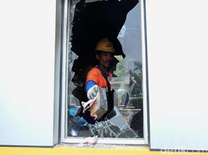 GT Pejompongan yang Dibakar Pendemo Diperbaiki