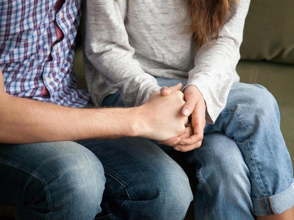 Pilih Cinta atau Uang Saat Pilih Pasangan? Riset Ini Punya Jawabannya Pilih Cinta atau Uang Saat Pilih Pasangan? Riset Ini Punya Jawabannya