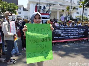 RUU KUHP Vs RUU PKS: Pencabulan Vs Pelecehan Seksual