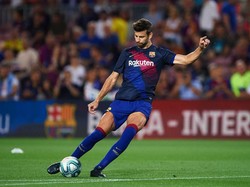 Pique: Tur Pramusim Tak Membantu Barcelona
