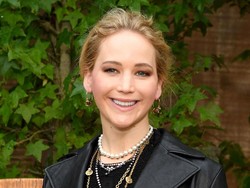 3 Fakta Jennifer Lawrence Hamil, Anak Pertama Setelah 2 Tahun Menikah