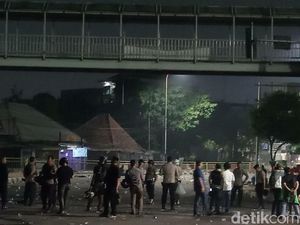 Massa Bubar, Kapolres Jakbar Masih Pantau Situasi Slipi