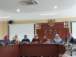 KPAI Kritik Cara Polisi Bubarkan Massa Pelajar