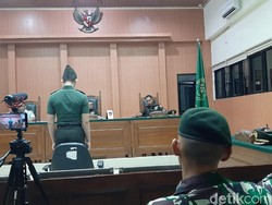 Sidang Vonis Prada Deri yang Mutilasi Fera Oktaria Dijaga Ketat TNI