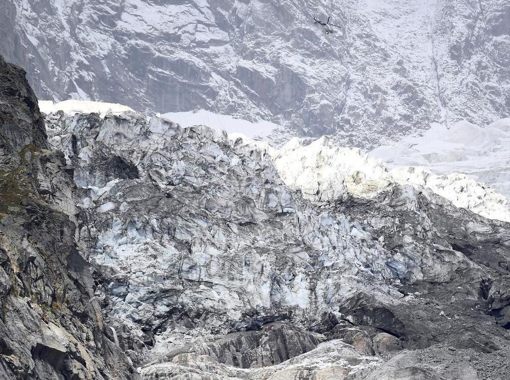 Gletser Mont Blanc Berisiko Runtuh, Warga Dusun Alpine Italia Dievakuasi Gletser Mont Blanc Berisiko Runtuh, Warga Dusun Alpine Italia Dievakuasi