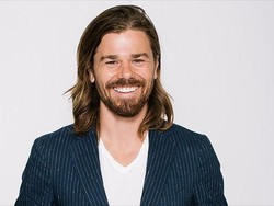 CEO Perusahaan Ini Potong Gajinya Sendiri Demi Karyawannya Naik Gaji