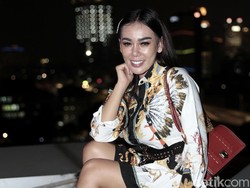 Bebby Fey Ngaku Butuh 6 Bulan Berani Kirim Foto Seksi ke Atta