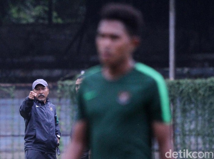 Fakhri Husaini