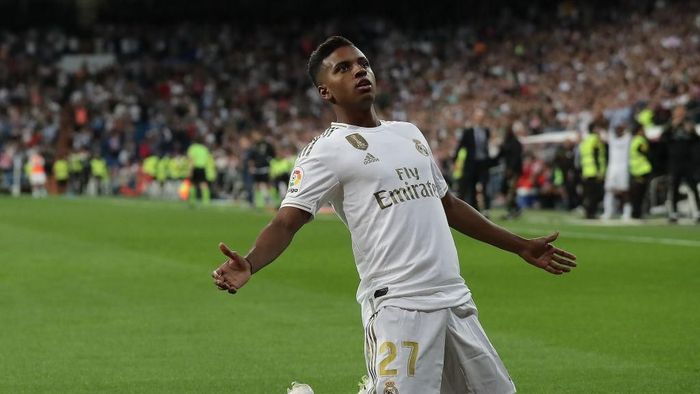 1177110053 MADRID, SPAIN - SEPTEMBER 25: Rodrygo Goes of Real Madrid CF celebrates scoring their second goal during the Liga match between Real Madrid CF and CA Osasuna at Estadio Santiago Bernabeu on September 25, 2019 in Madrid, Spain. (Photo by Gonzalo Arroyo Moreno/Getty Images)