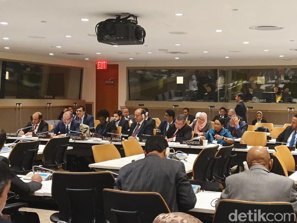 Menlu Retno Tawarkan 4 Poin Penting Repatriasi Rohingya ke Negara-negara OKI Menlu Retno Tawarkan 4 Poin Penting Repatriasi Rohingya ke Negara-negara OKI