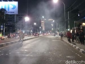 Aksi Solidaritas IMM untuk Randi Bubar, Lalin Menteng Raya Kembali Dibuka Aksi Solidaritas IMM untuk Randi Bubar, Lalin Menteng Raya Kembali Dibuka