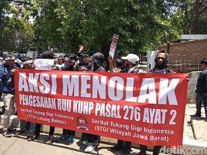 Tukang Gigi Ikut Demo RUU KUHP, Ini Pasal yang Sudah Dibatalkan MK