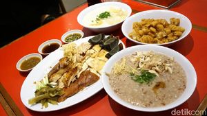 Ada Bubur Merah Oriental dan Ayam Kampung Gurih di Restoran Kekinian Ini