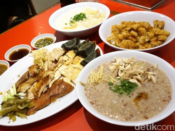 Ada Bubur Merah Oriental dan Ayam Kampung Gurih di Restoran Kekinian Ini