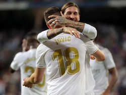 Hasil ini membuat Madrid sementara memuncaki klasemen Liga Spanyol dengan raihan 14 poin. Reuters/Juan Medina.