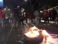 Randi Mahasiswa Halu Oleo Tewas Tertembak, IMM Aksi Tutup Jl Menteng Raya