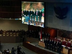 DPR Sahkan 5 Anggota BPK Hasil Uji Kelayakan Komisi XI DPR Sahkan 5 Anggota BPK Hasil Uji Kelayakan Komisi XI