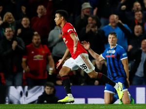 Greenwood Masih Hijau, Fans MU Diminta Santai Saja