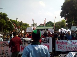 Mahasiswa Bergerak, Alun-alun Kudus Mulai Dipenuhi Massa Aksi