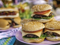 Mulur Gurih Cheese Burger Punya 6 Fakta Menarik Ini