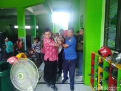 Main Petak Umpet, Siswa SD di Blitar Terperosok ke Sumur