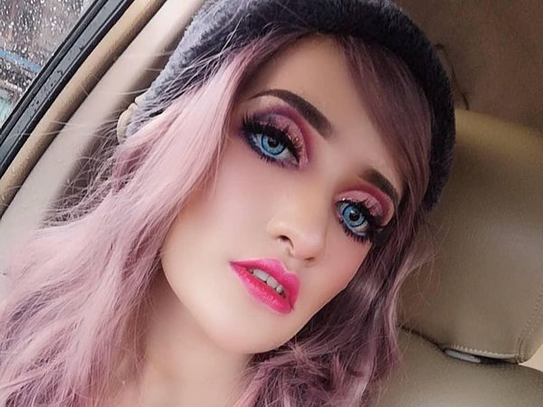 Potret Ibu 2 Anak yang Disebut Sebagai Barbie dari Malaysia