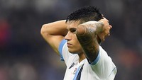 Masuk ke babak kedua, Lazio nyaris mencetak gol balasan. Correa relatif bebas saat menyundul bola hasil tendangan sudut, tapi upayanya itu masih menyamping dari gawang. Istimewa/Daniele Mascolo/Reuters.