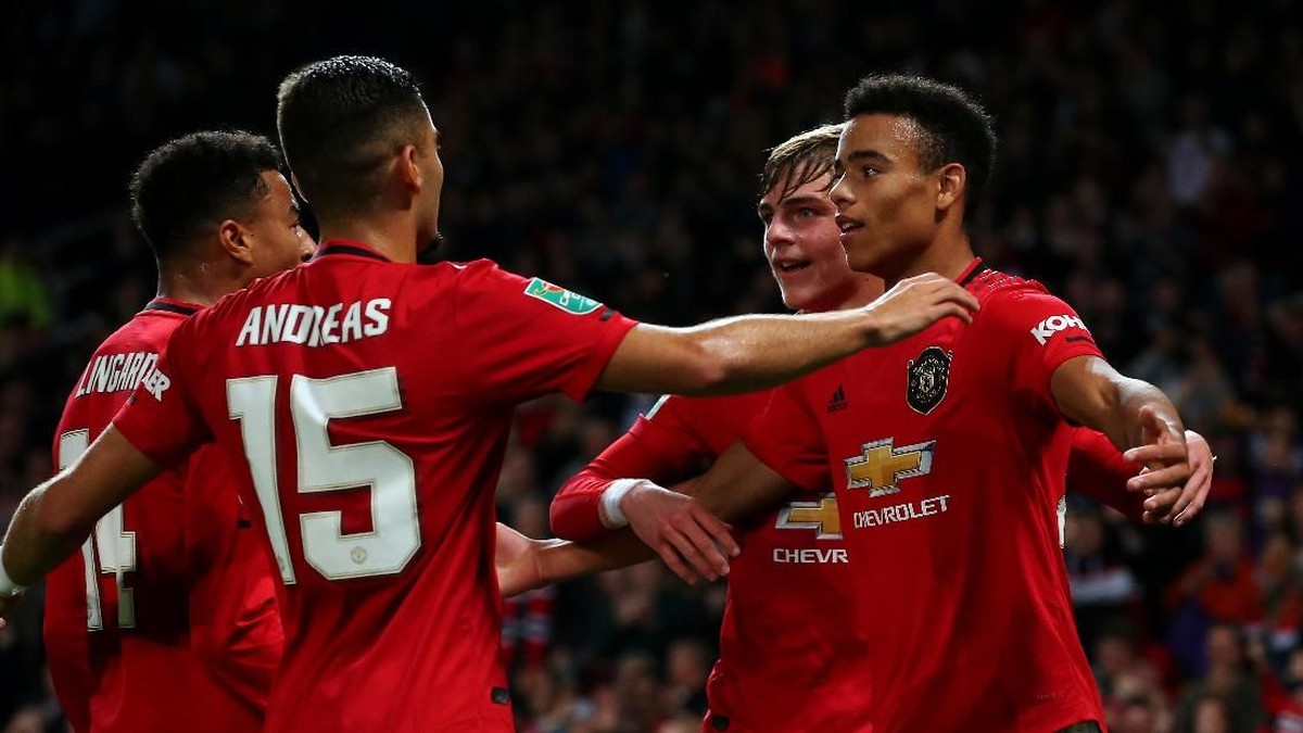 Manchester United susah payah mengatasi perlawanan tim divisi tiga Liga Inggris, Rochdale. (Foto: Alex Livesey/Getty Images)