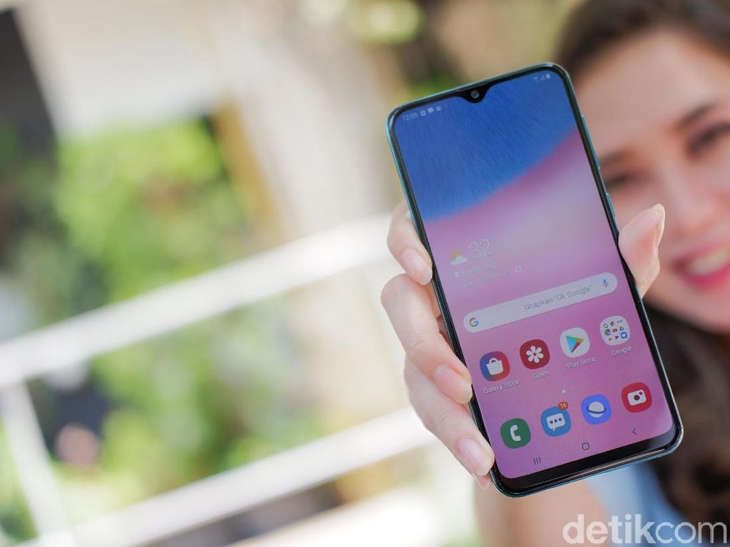 Samsung Lengkapi Lini Spesial di Ponsel Harga Rp 2 Jutaan Samsung Lengkapi Lini Spesial di Ponsel Harga Rp 2 Jutaan