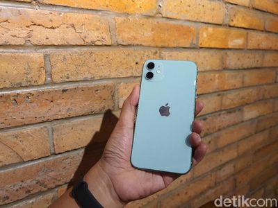 Unboxing iPhone 11 Termurah, Warna Hijau Mudanya Menggoda