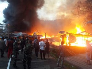 Perlindungan Tenaga Medis di Wilayah Konflik Perlindungan Tenaga Medis di Wilayah Konflik