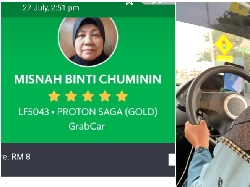 Demi Keluarga, Nenek Berusia 60 Tahun Jadi Driver Taksi Online