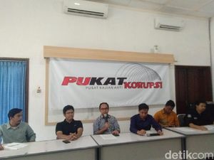 Pukat UGM Desak Presiden Jokowi Terbitkan Perppu UU KPK Pukat UGM Desak Presiden Jokowi Terbitkan Perppu UU KPK