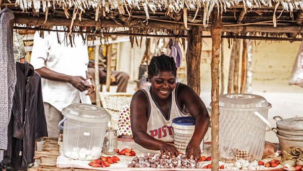Mengintip Isi Pasar Makanan di Kongo, Negara Termiskin di Dunia