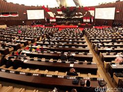 DPR Resmi Carry Over RUU KUHP, Cukup 1 Kali Sidang untuk Sahkan Jadi UU