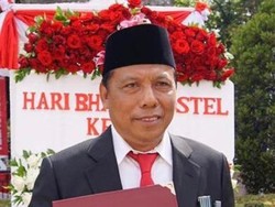 Direktur JNE Dianugrahi Satyalancana di Hari Bhakti Postel ke-74