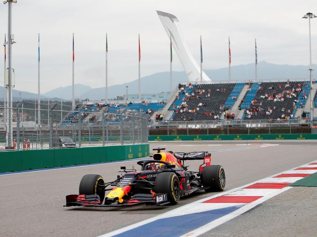 Giliran Verstappen Tercepat di FP2 GP Rusia Giliran Verstappen Tercepat di FP2 GP Rusia