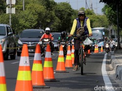 Beberapa Jalur Sepeda di Jakarta Akan Dipasangi Pembatas Permanen