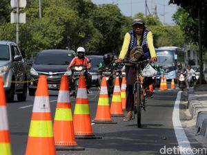 Beberapa Jalur Sepeda di Jakarta Akan Dipasangi Pembatas Permanen Beberapa Jalur Sepeda di Jakarta Akan Dipasangi Pembatas Permanen