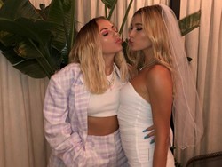 Hailey Baldwin Kelelahan dan Dituntun Justin Bieber usai Pesta