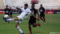 Hasil ini membuat posisi Persipura melonjak ke posisi keempat klasemen. Mereka mengumpulkan 30 poin dari 19 laga. Sementara PSM di urutan ke-9 dengan 27 angka.