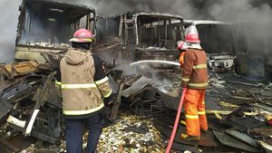 22 Bus Bekas TransJakarta Terbakar