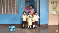 Viral! Punya Baby Face, Guru Ini Sering Dikira Murid