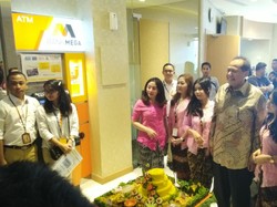 Bank Mega Buka Kantor Baru di Transmart Majapahit