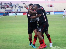 Main Kompak, Persipura pun Taklukkan PSM