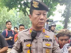 Polisi Juga Sita Molotov dari Ratusan Pelajar yang Demo di DPRD Sumut