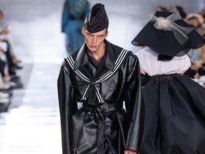 Ini Leon Dame, Model yang Viral karena Melotot di Paris Fashion Week